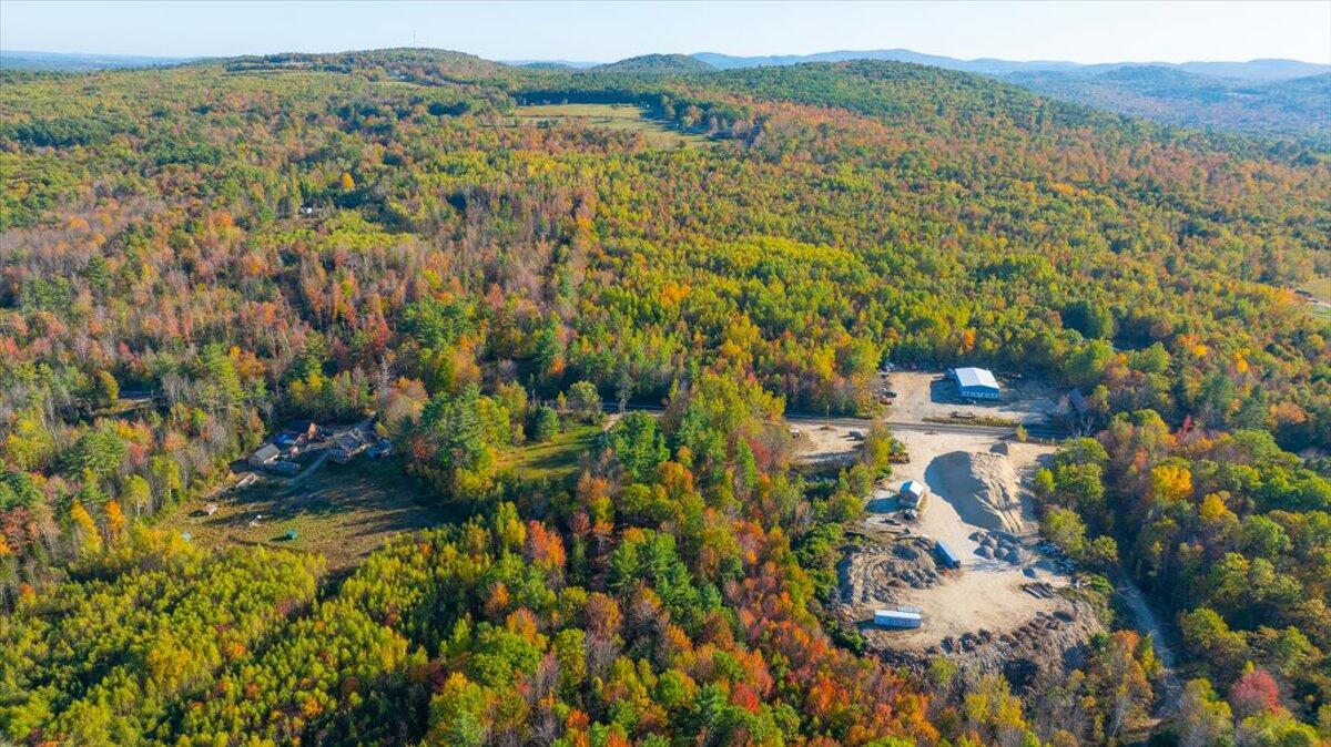 729 Main Street Sumner, ME 04292 - Photo 4 of 12 729 Main St