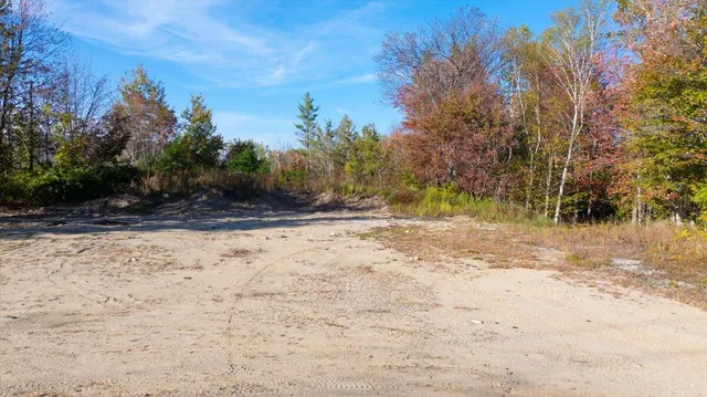 $100,000 | 729 Main Street, Sumner, ME 04292