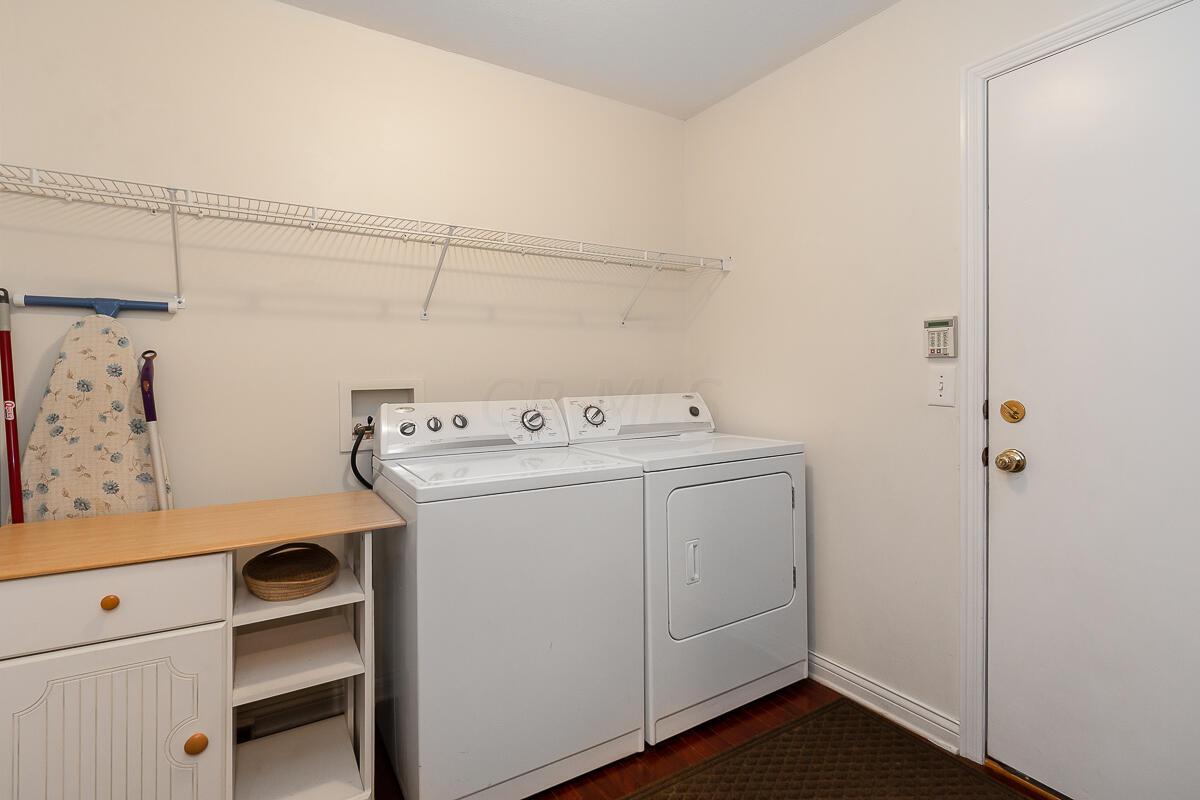 5576 Longrifle Road Westerville, OH 43081 - Photo 15 of 27 First Floor Laundry