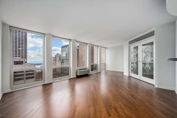 $3,000 | 111 East Chestnut Street, Unit 22H, Chicago, IL 60611