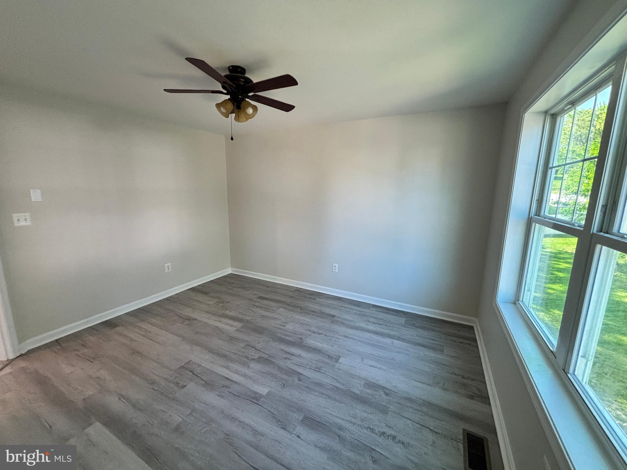191 East George Street Westminster, MD 21157 - Photo 27 of 29