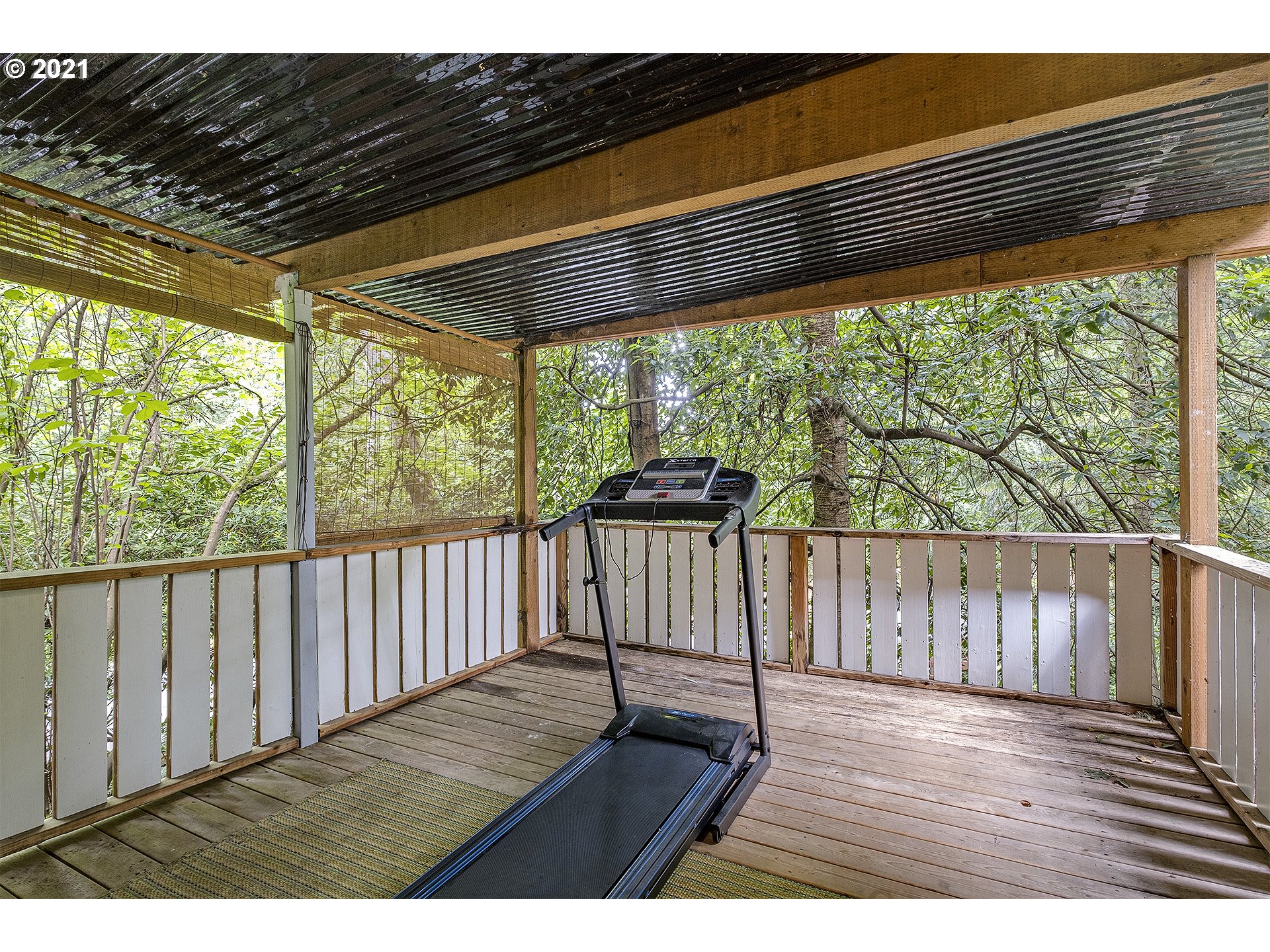 9706 Southwest Quail Post Road Portland, OR 97219 - Photo 31 of 31 Gallery Image 31