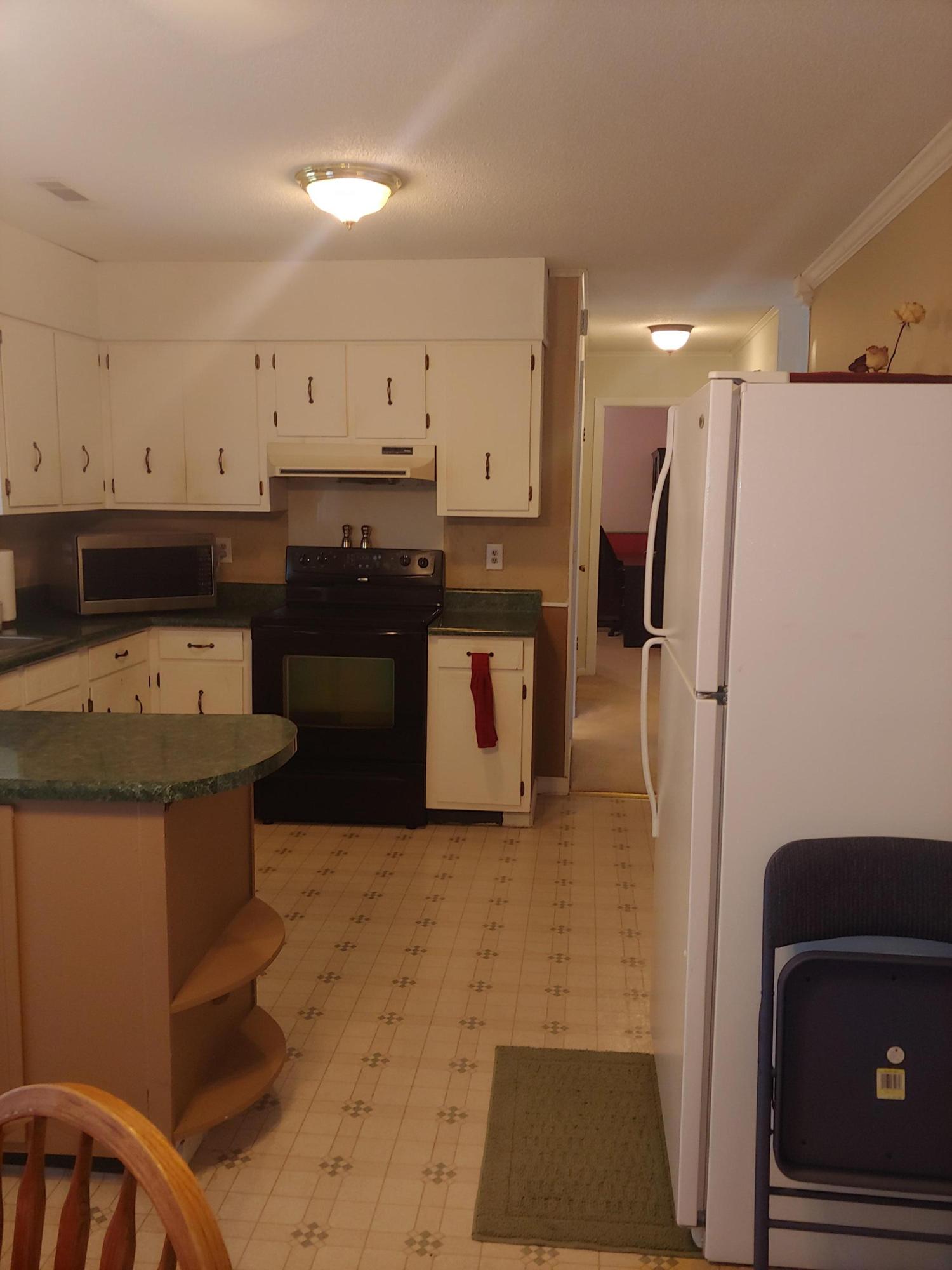 625 Corbley Road Rossville, GA 30741 - Photo 23 of 47 kitchen