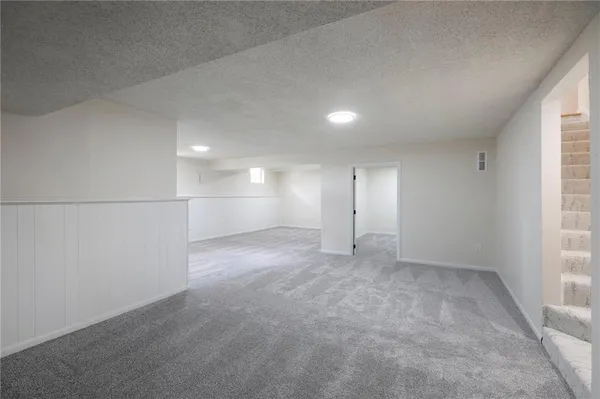 $359,900 | 203 Northeast Crescent Street, Lee's Summit, MO 64086