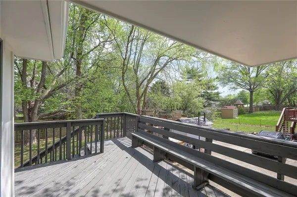 $359,900 | 203 Northeast Crescent Street, Lee's Summit, MO 64086