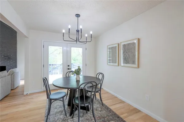 $359,900 | 203 Northeast Crescent Street, Lee's Summit, MO 64086