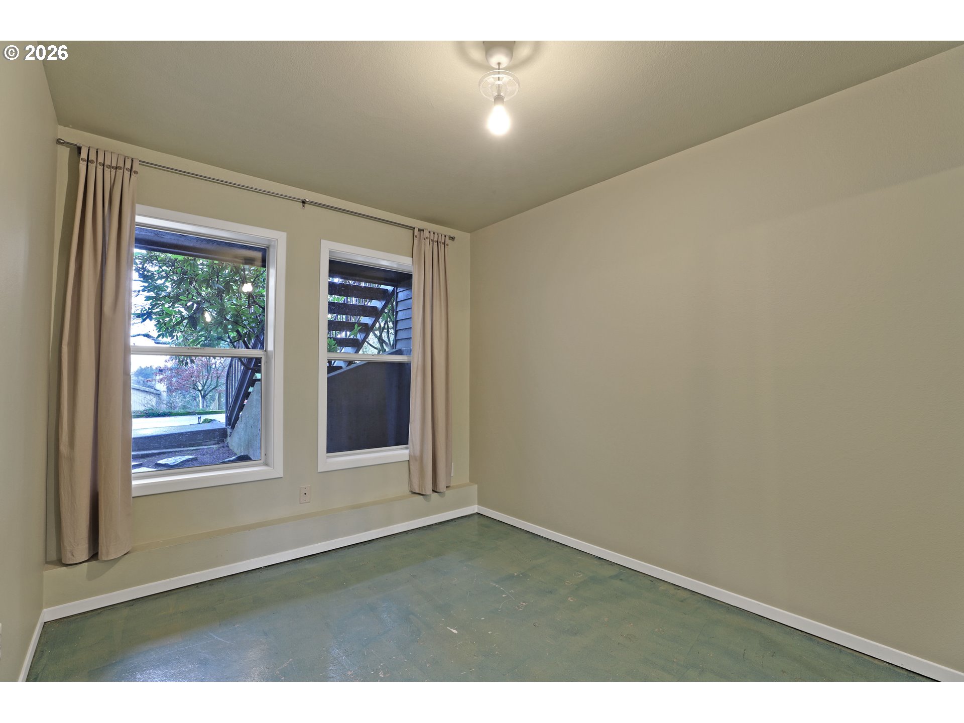 7635 South Hood Avenue Portland, OR 97219 - Photo 26 of 30