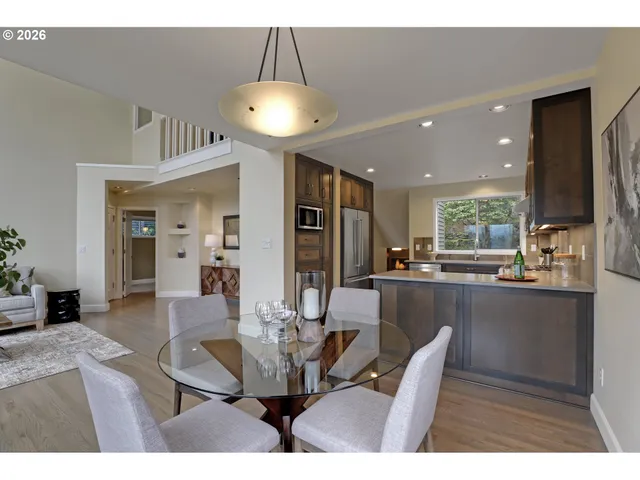 $739,000 | 7635 South Hood Avenue, Portland, OR 97219