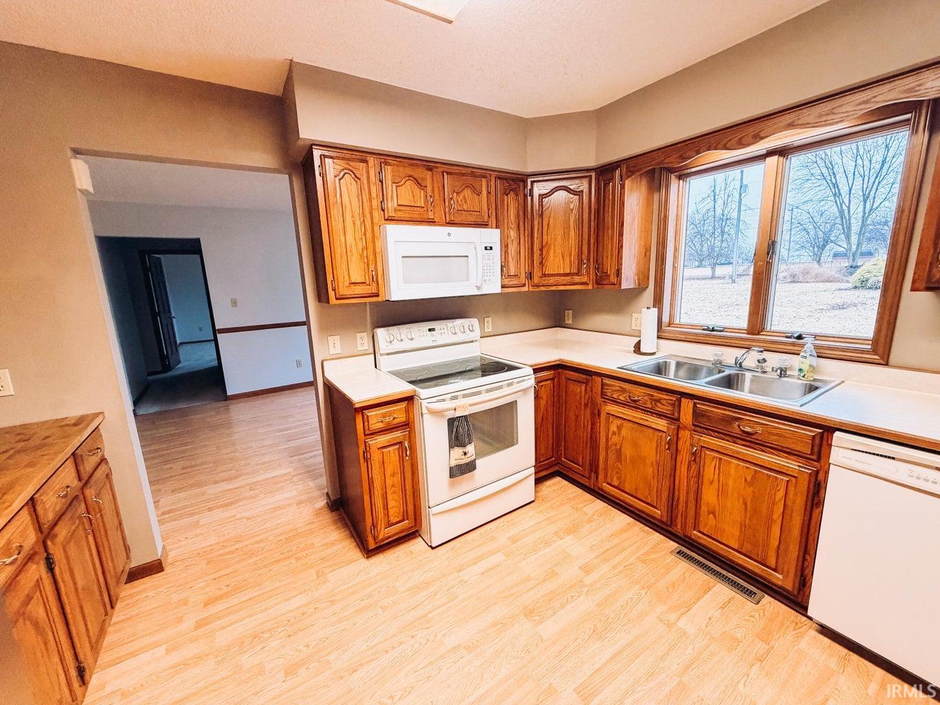 525 East Babcock Lane Rensselaer, IN 47978 - Photo 4 of 25