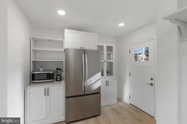 $1,148,000 | 3284 Annandale Road, Falls Church, VA 22042