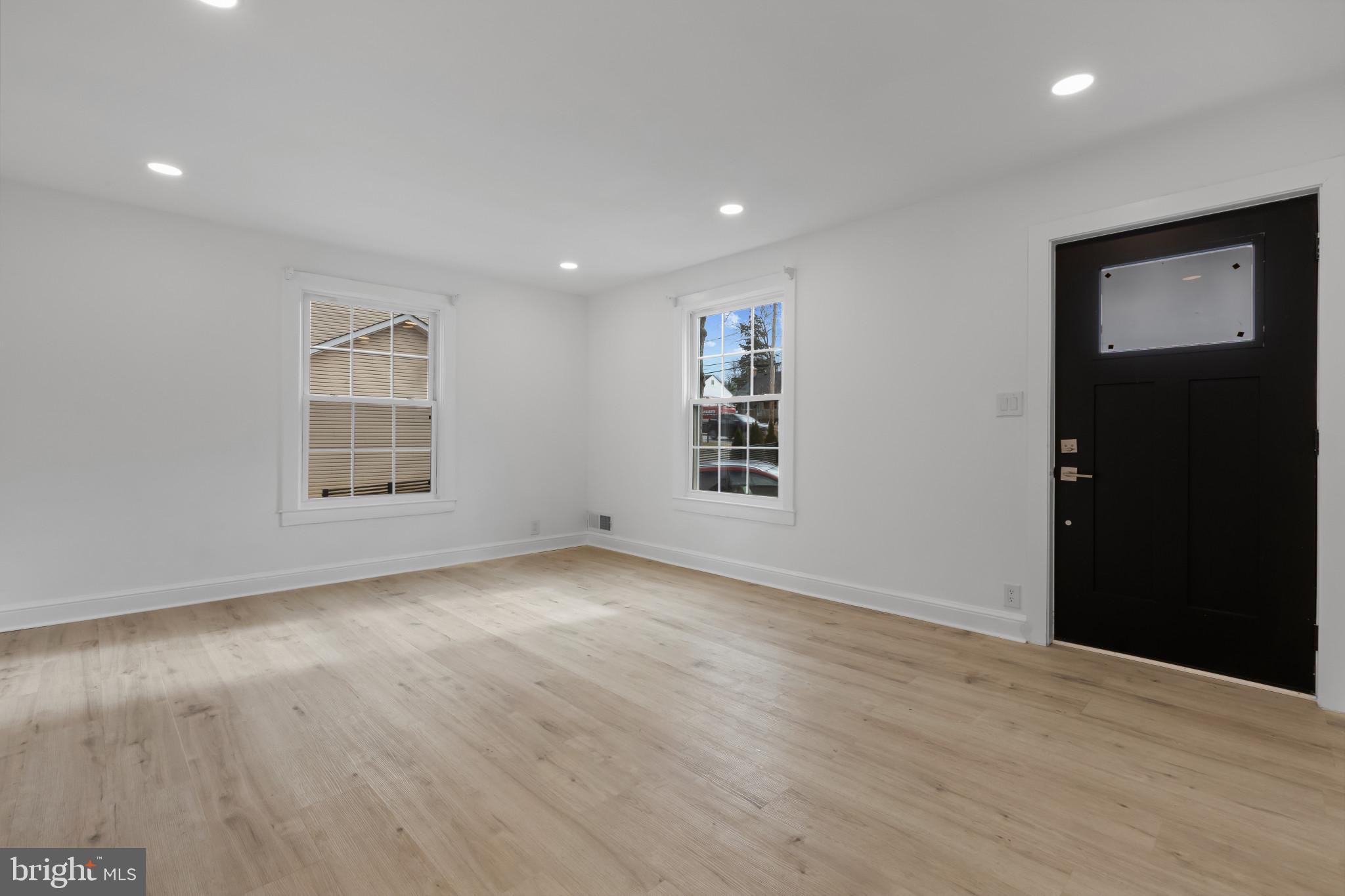 3284 Annandale Road Falls Church, VA 22042 - Photo 18 of 51