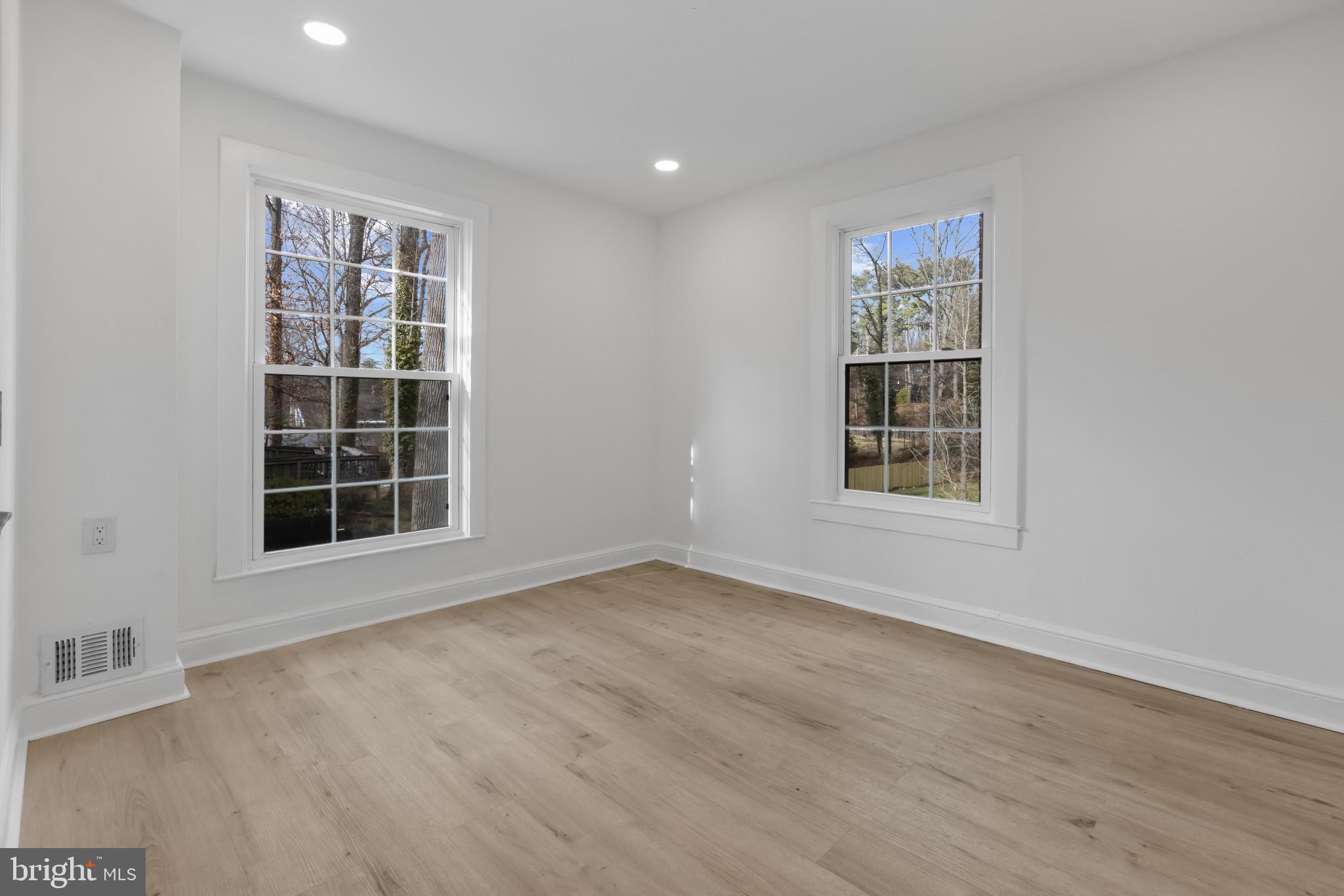3284 Annandale Road Falls Church, VA 22042 - Photo 21 of 51