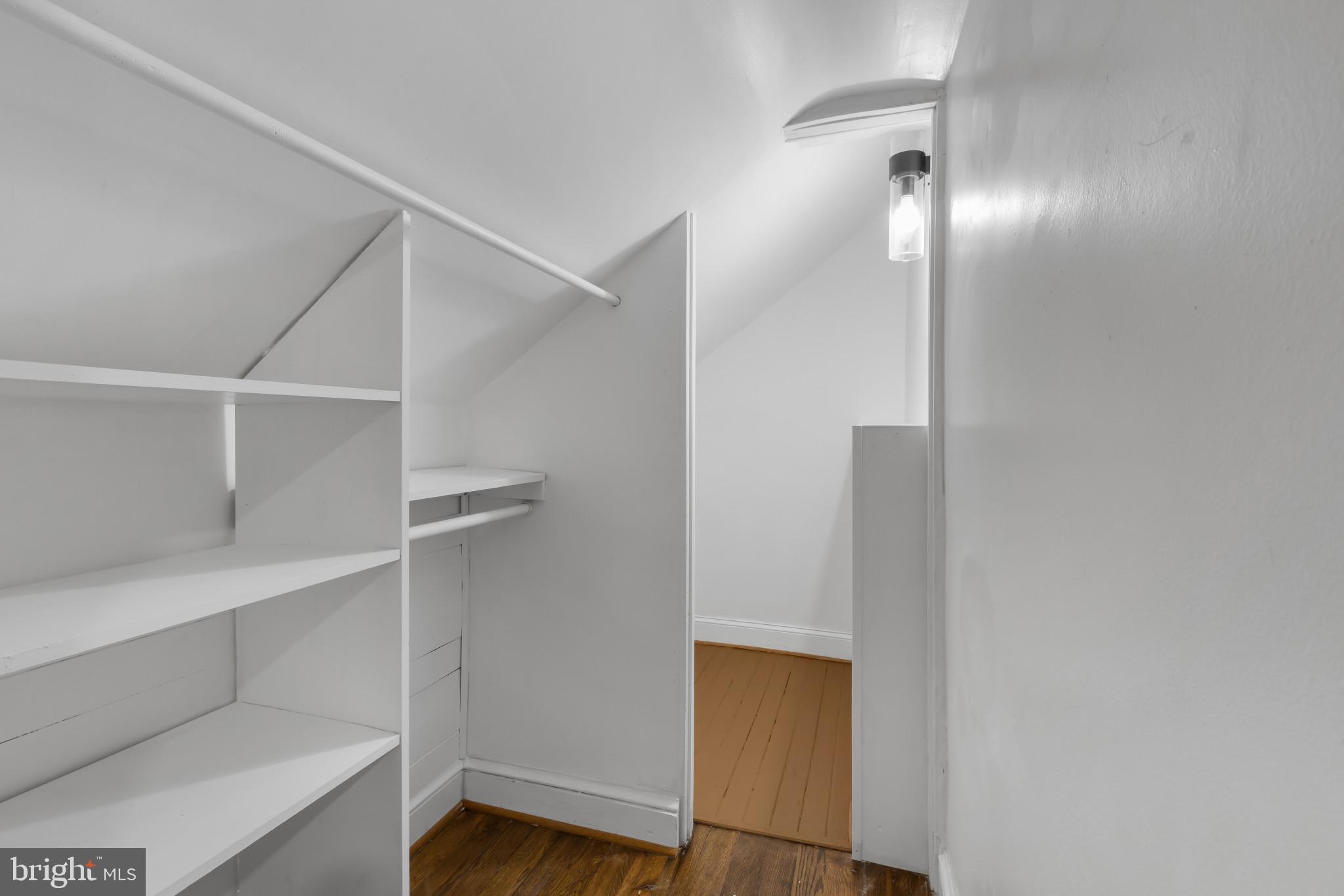 3284 Annandale Road Falls Church, VA 22042 - Photo 23 of 42