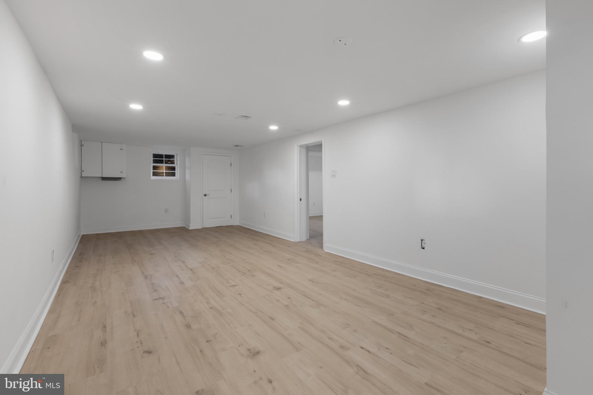 3284 Annandale Road Falls Church, VA 22042 - Photo 37 of 51