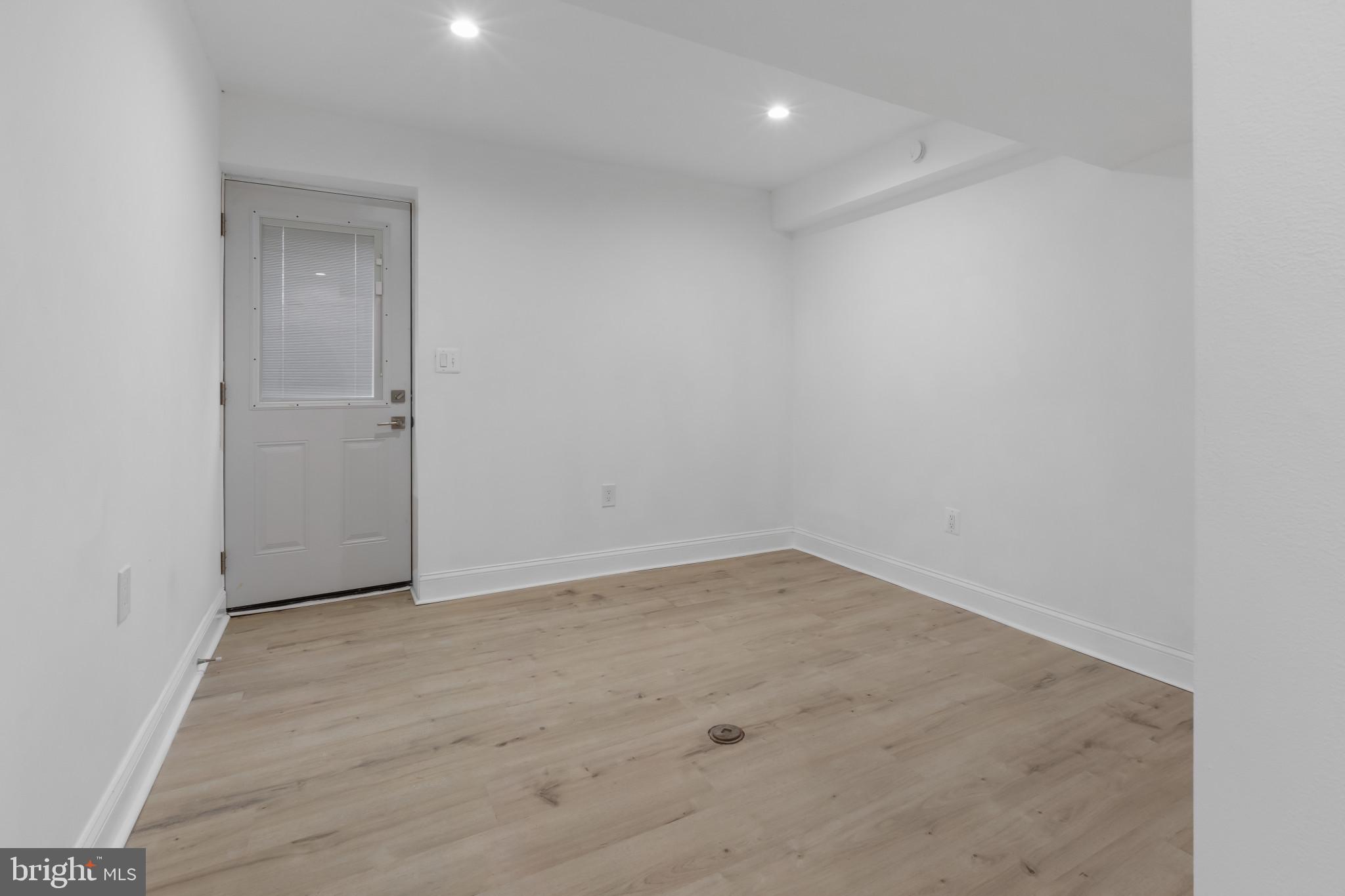 3284 Annandale Road Falls Church, VA 22042 - Photo 43 of 51