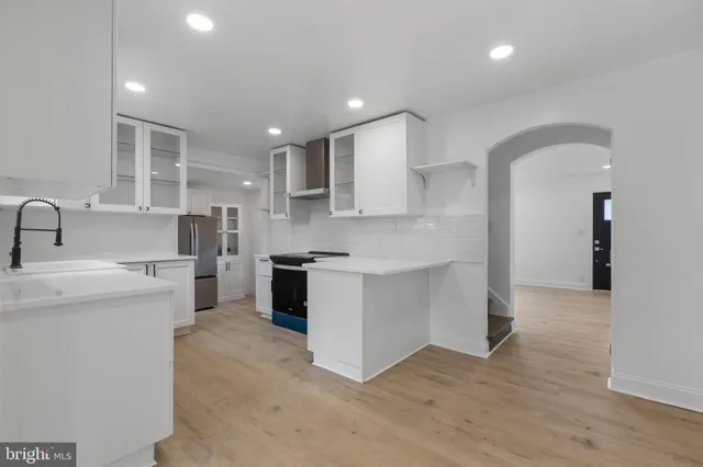 $1,148,000 | 3284 Annandale Road, Falls Church, VA 22042