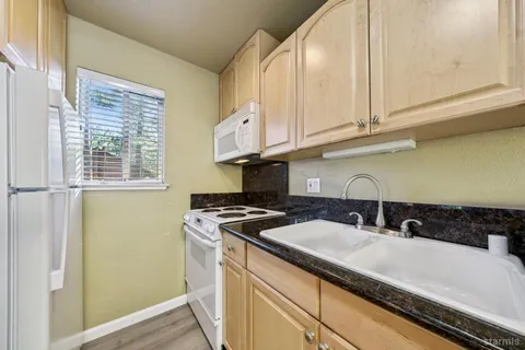 $435,000 | 1410 Ski Run Boulevard, Unit 10, South Lake Tahoe, CA 96150