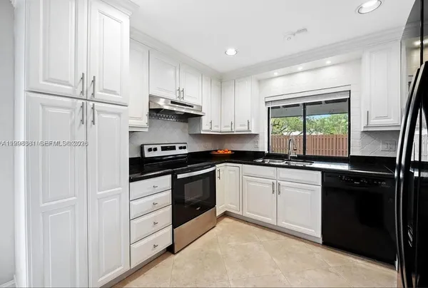 $4,400 | 2089 Augusta, Weston, FL 33326