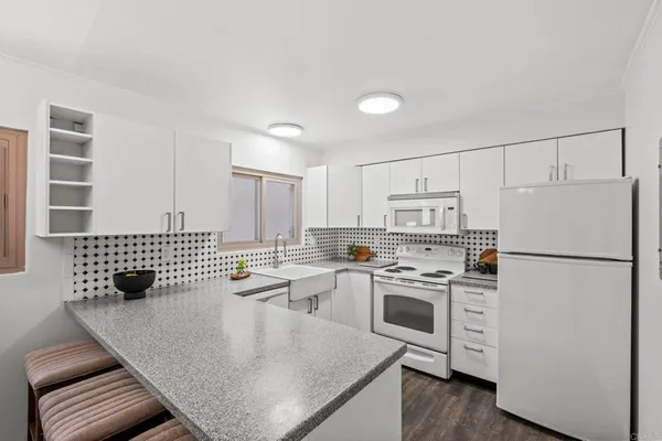 $635,000 | 2658 Worden Street, Unit 223, San Diego, CA 92110