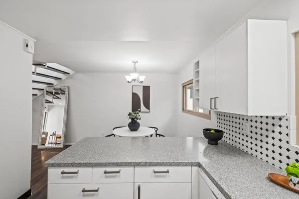 $635,000 | 2658 Worden Street, Unit 223, San Diego, CA 92110