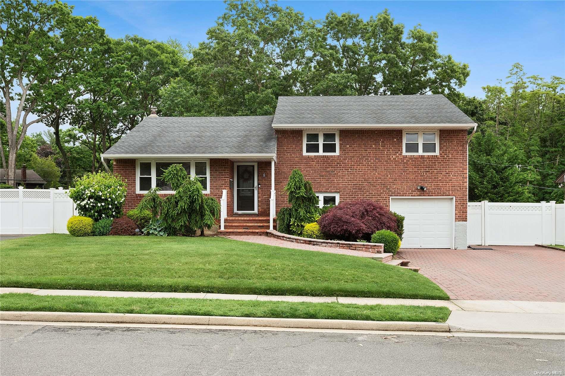 8 Holly Lane Plainview, NY 11803 - Photo 1 of 1