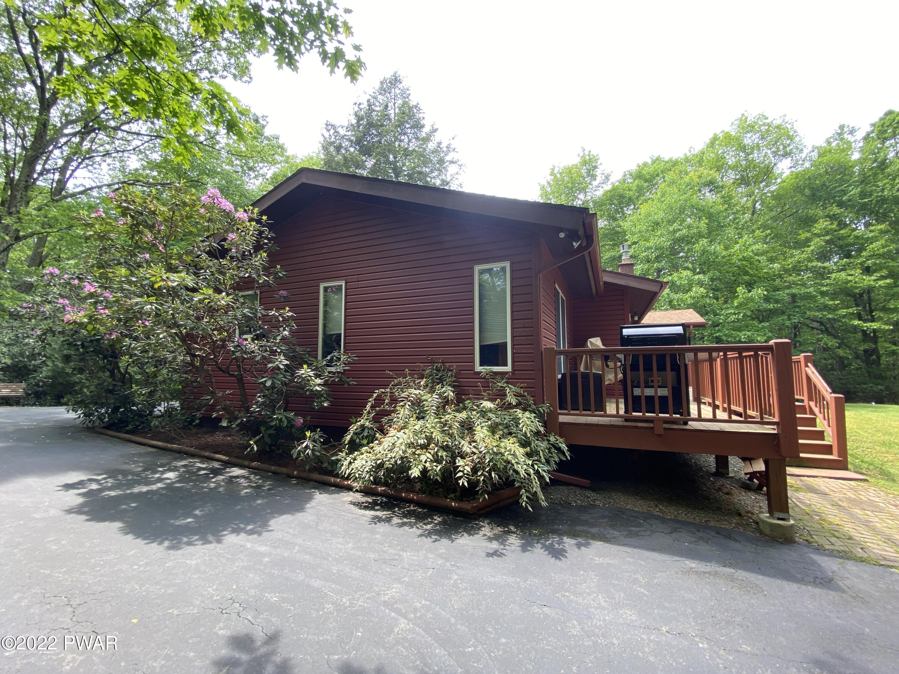 264 Mozzette Road Canadensis, PA 18325 - Photo 34 of 40 Side of Home