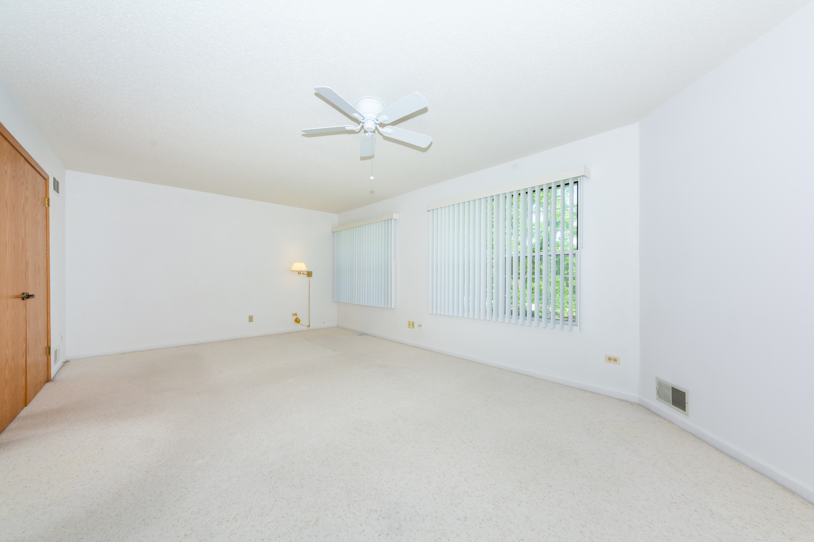 4510 Deer Trail Northbrook, IL 60062 - Photo 22 of 44 a view of an empty room with a window