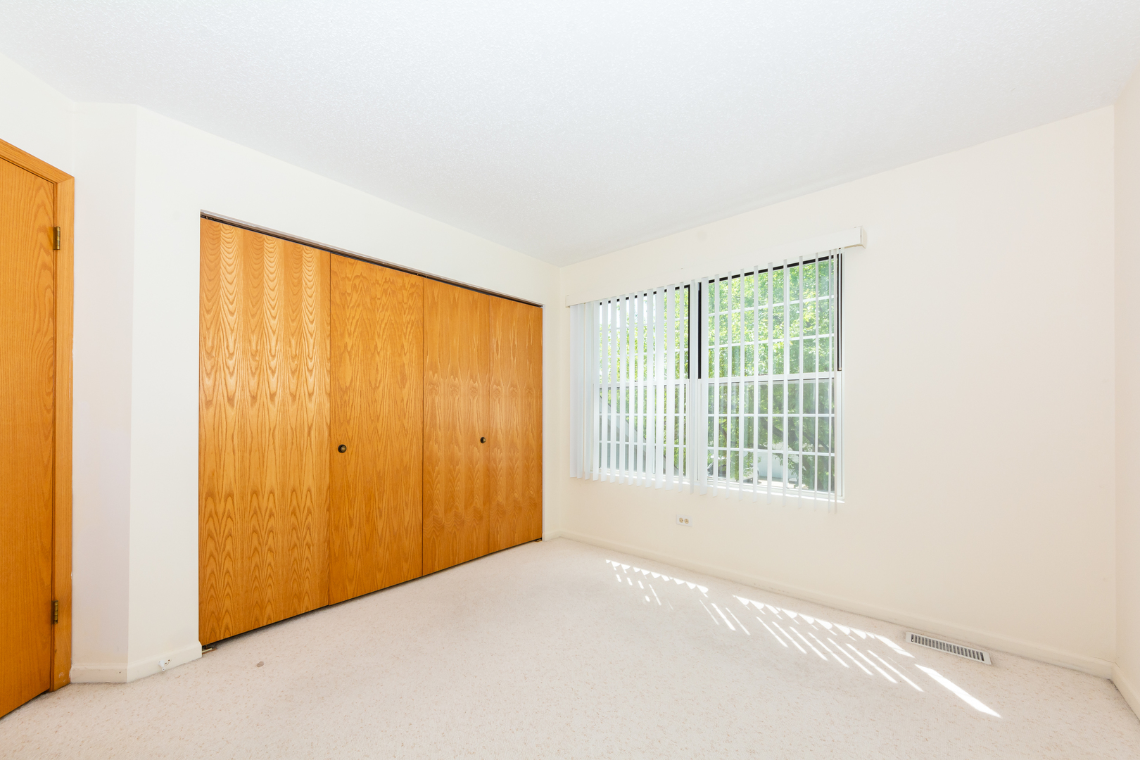 4510 Deer Trail Northbrook, IL 60062 - Photo 26 of 44 a view of an empty room with a window