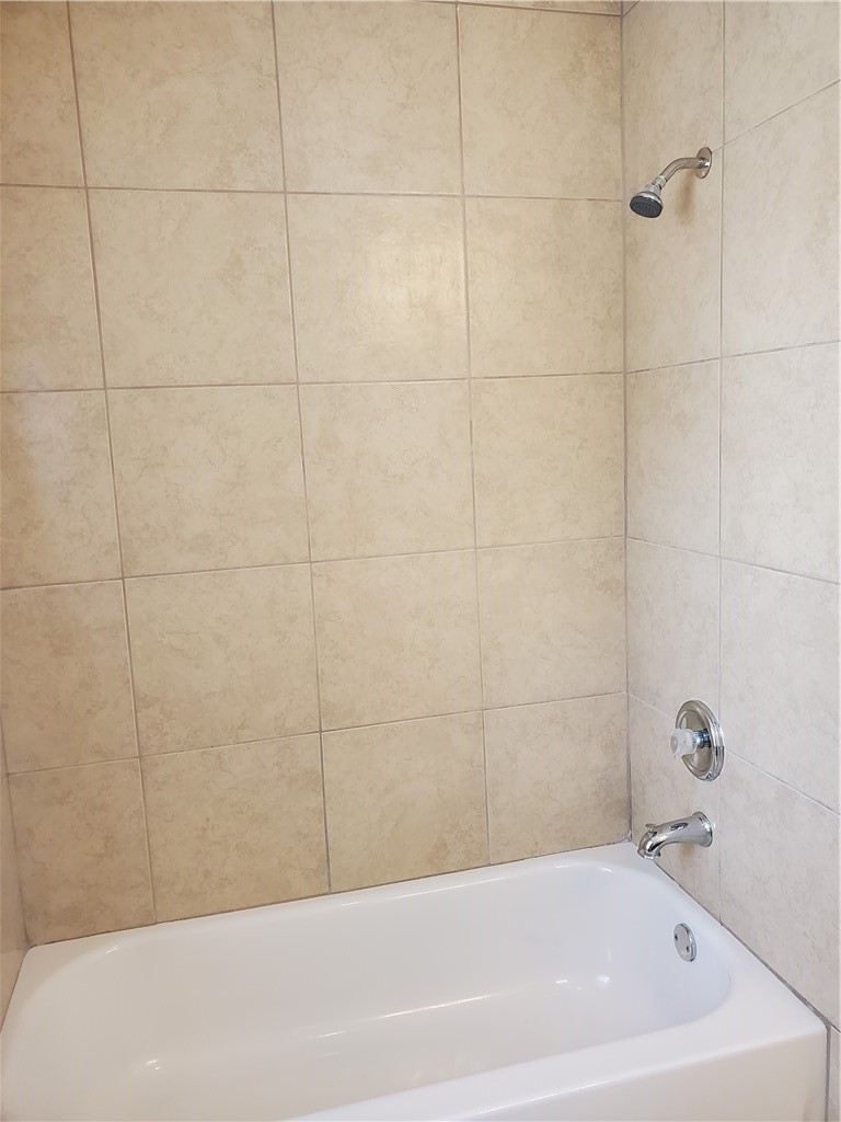 4208 Duval Road, Unit B Austin, TX 78759 - Photo 20 of 31