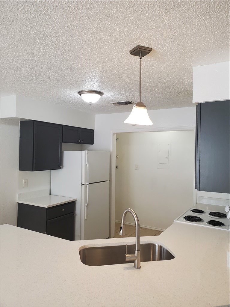 4208 Duval Road, Unit B Austin, TX 78759 - Photo 3 of 31