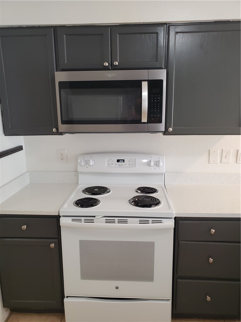 4208 Duval Road, Unit B Austin, TX 78759 - Photo 6 of 31