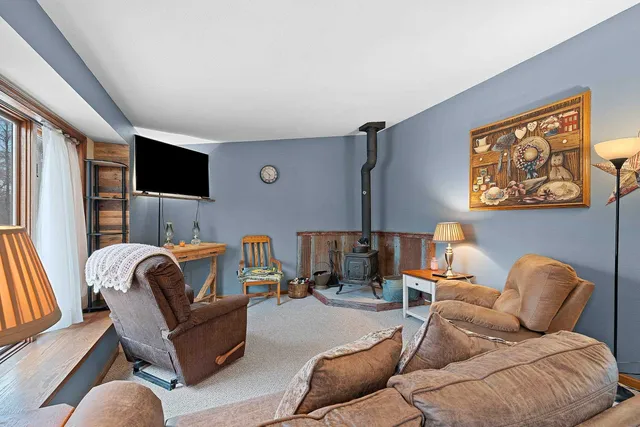 $329,900 | W13671 Merlin Lane, Crivitz, WI 54114