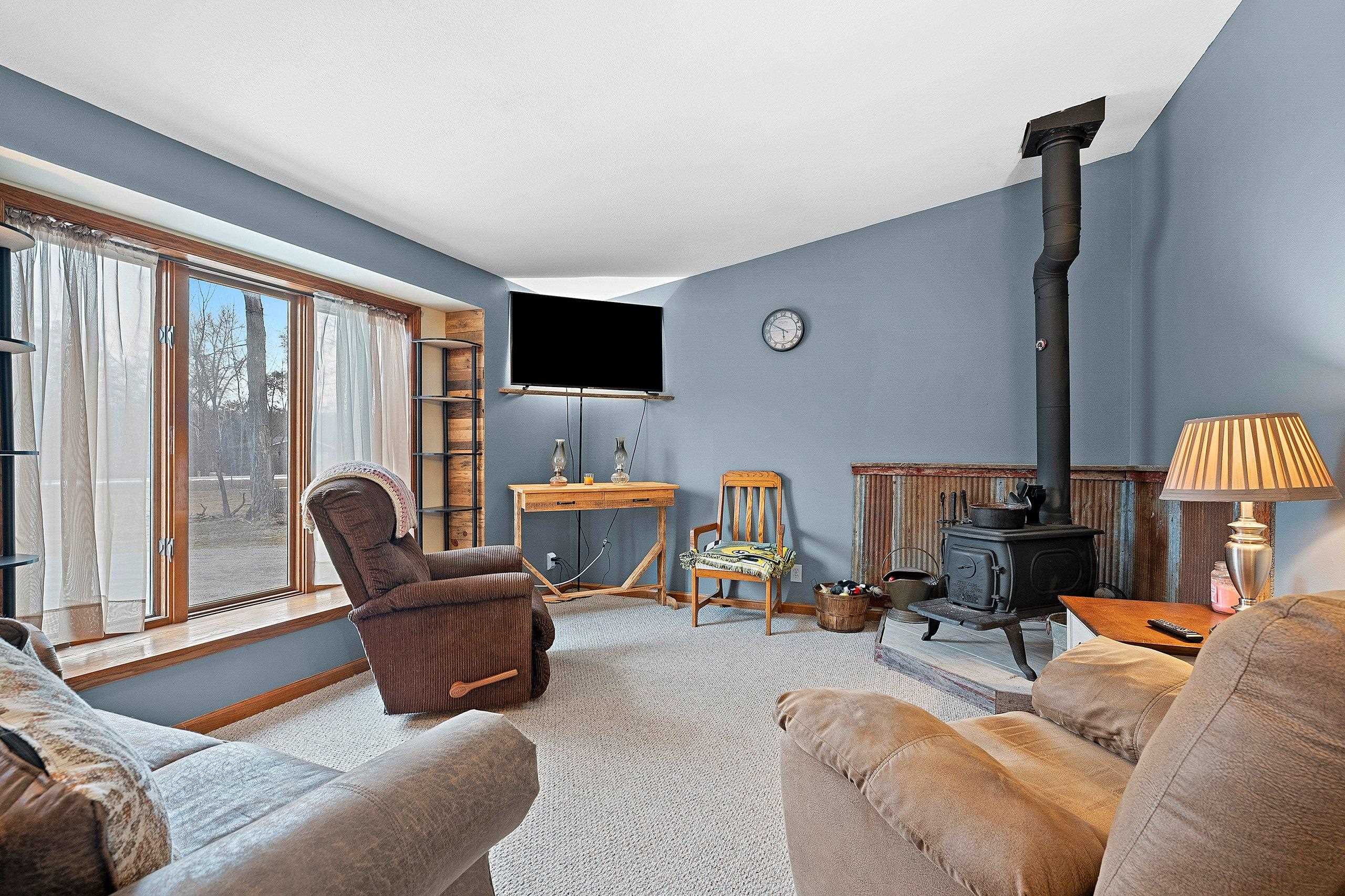 W13671 Merlin Lane Crivitz, WI 54114 - Photo 13 of 62