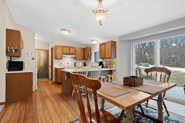 $329,900 | W13671 Merlin Lane, Crivitz, WI 54114