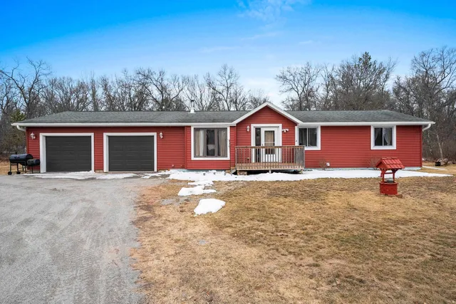 $329,900 | W13671 Merlin Lane, Crivitz, WI 54114