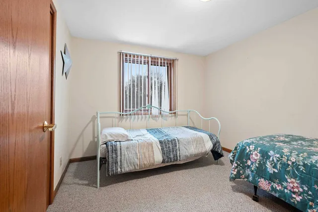 $329,900 | W13671 Merlin Lane, Crivitz, WI 54114