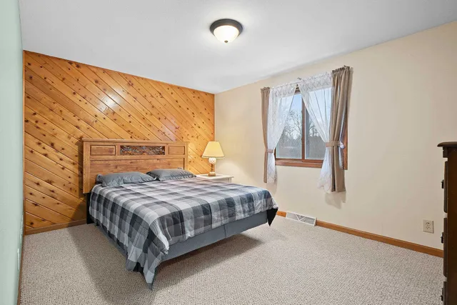 $329,900 | W13671 Merlin Lane, Crivitz, WI 54114