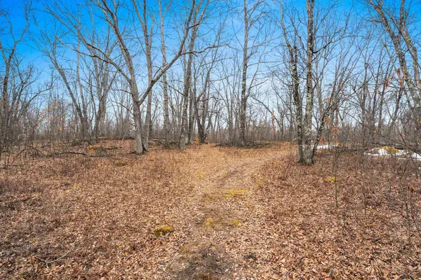 $329,900 | W13671 Merlin Lane, Crivitz, WI 54114