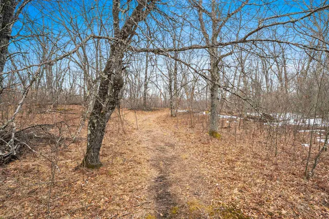 $329,900 | W13671 Merlin Lane, Crivitz, WI 54114