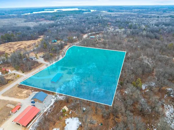 $329,900 | W13671 Merlin Lane, Crivitz, WI 54114