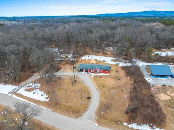 $329,900 | W13671 Merlin Lane, Crivitz, WI 54114