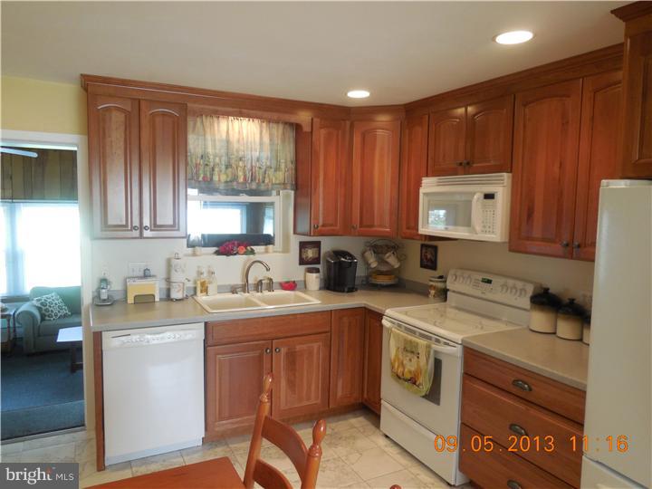 2404 Mill Road Boothwyn, PA 19061 - Photo 14 of 19 Kitchen
