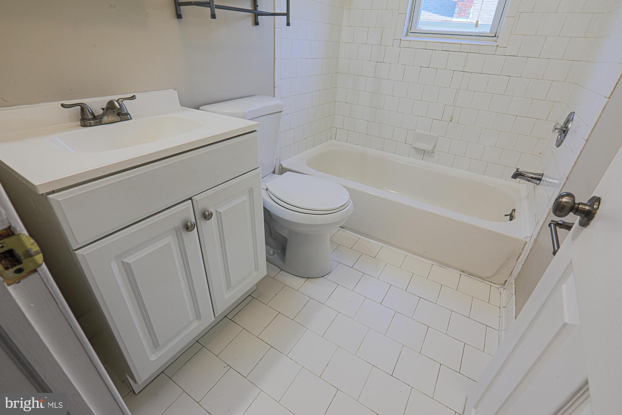 4017 Edgewood Road Baltimore, MD 21215 - Photo 40 of 47 Gallery Image 40