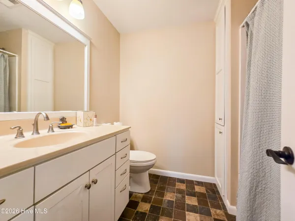 $299,900 | 103 Carolina Street, Hertford, NC 27944