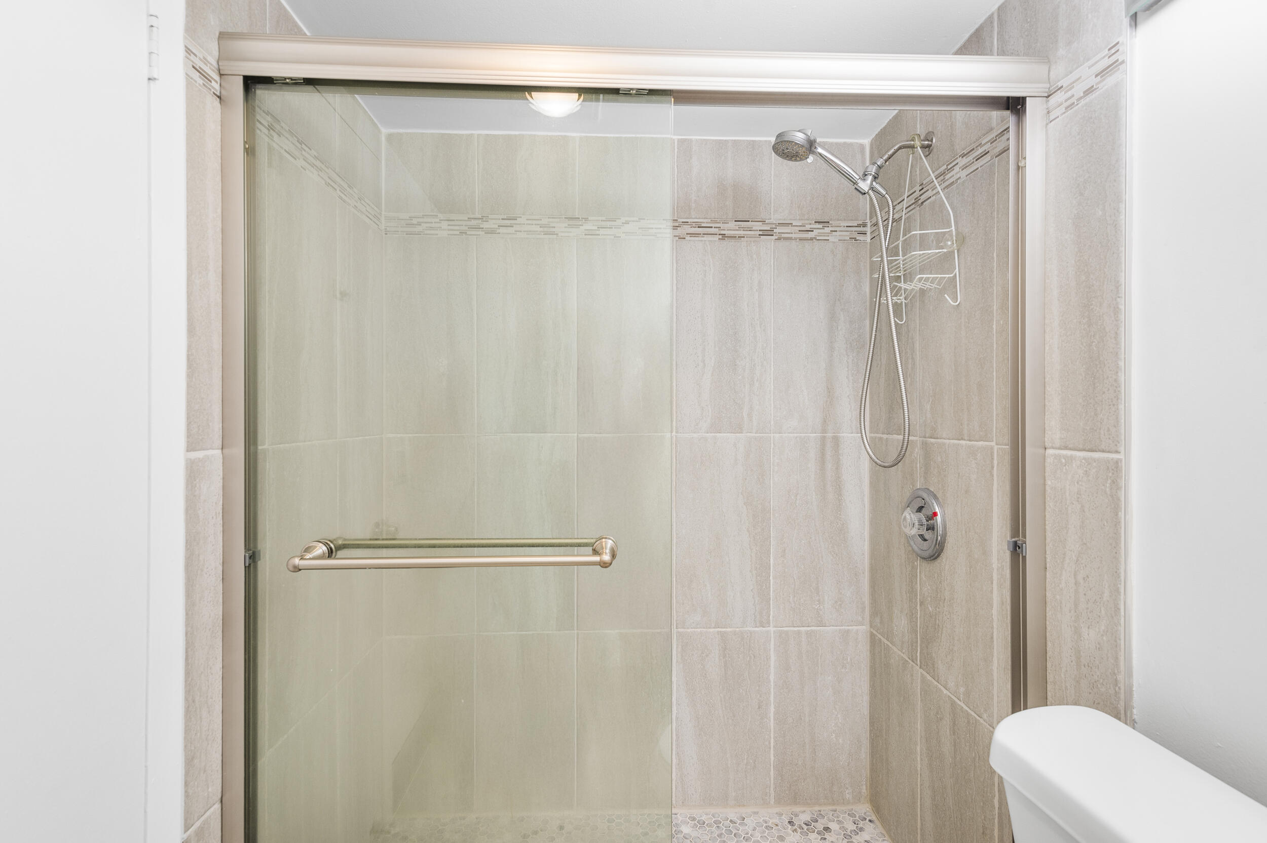 3089 Cornwall East, Unit E Boca Raton, FL 33434 - Photo 24 of 39 dsc_1371