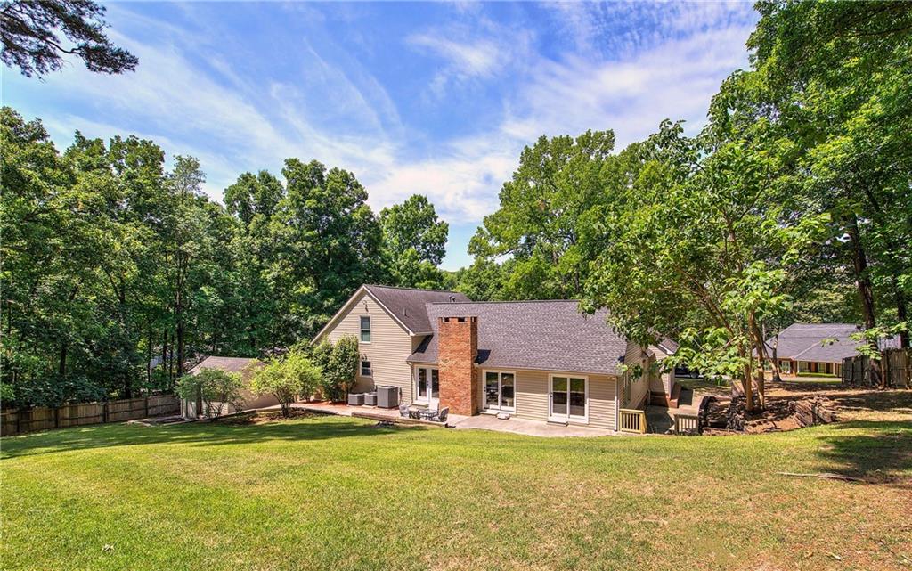 224 Shadowood Drive Southeast Calhoun, GA 30701 - Photo 4 of 69