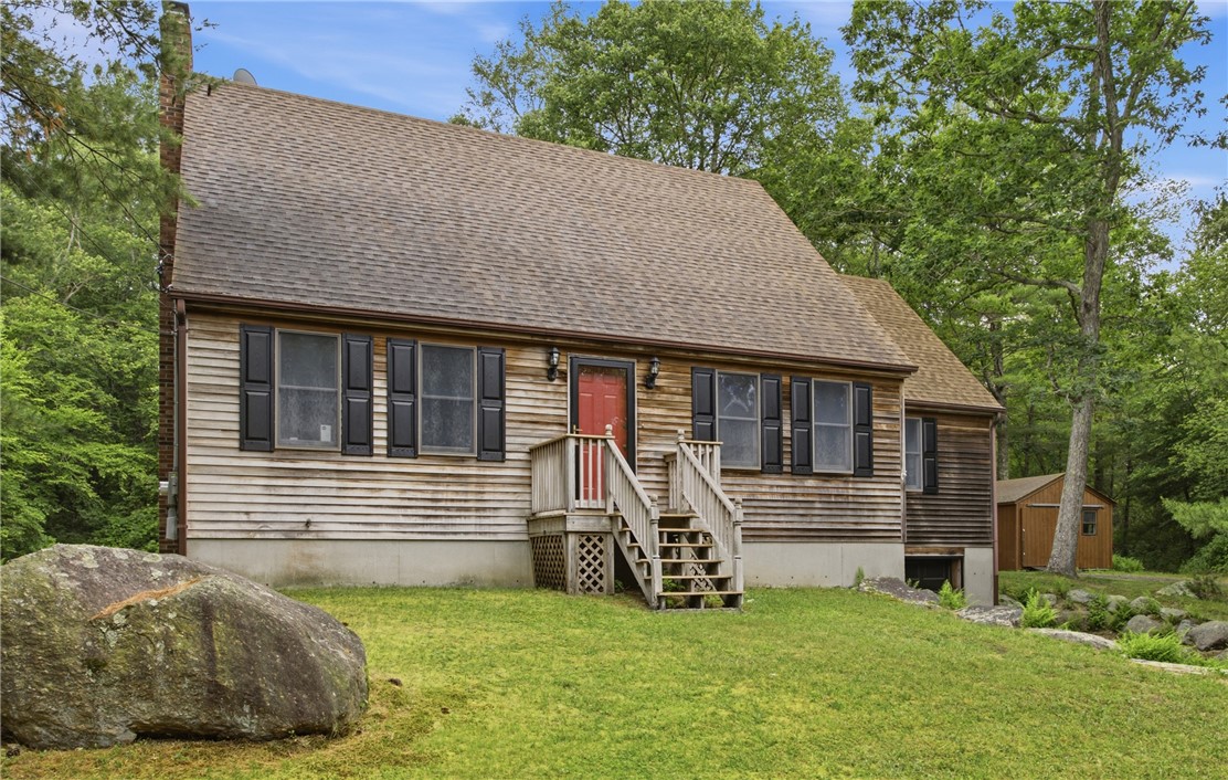 519 Hazard Road West Greenwich, RI 02817 - Photo 3 of 31