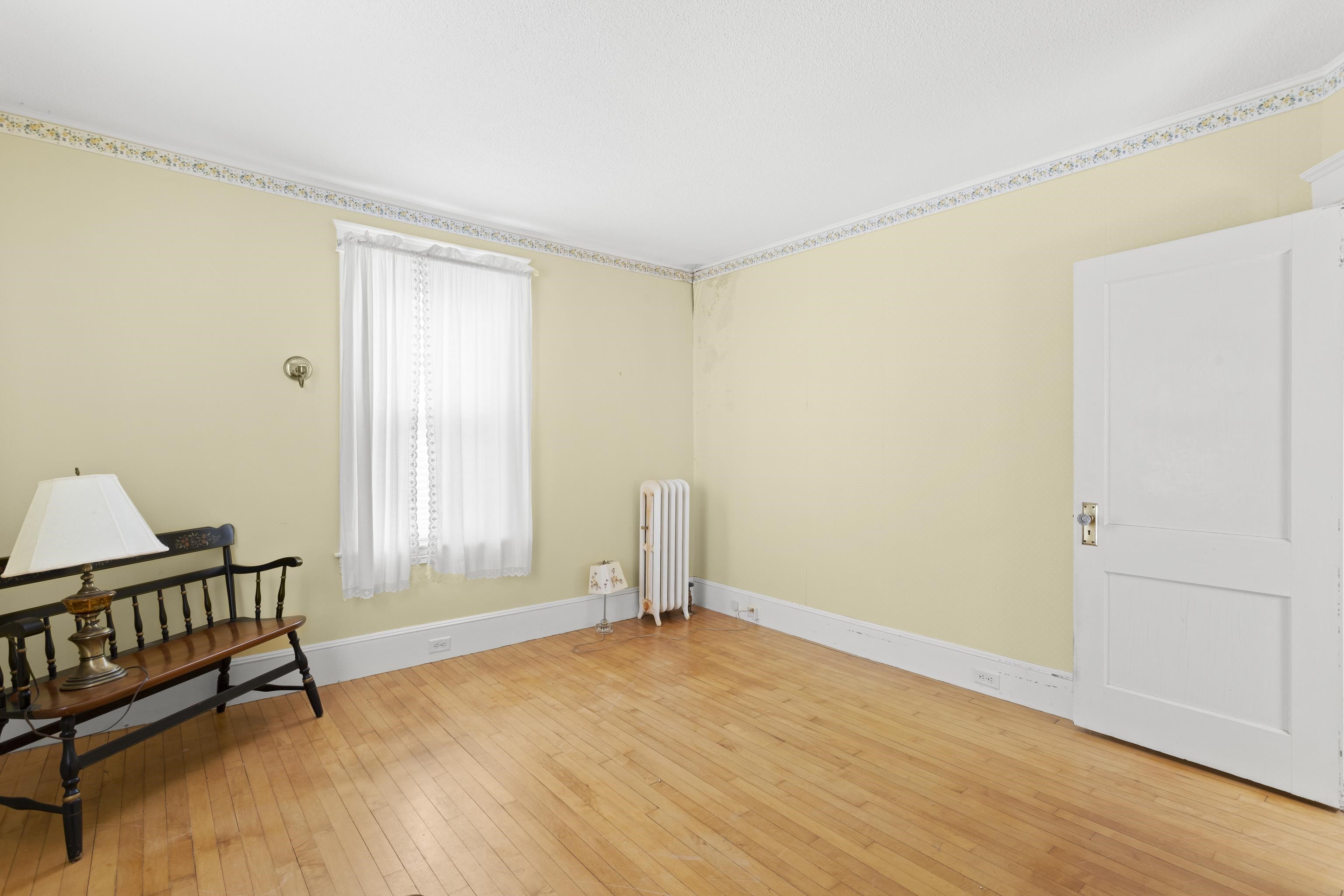 209 Ray Street Manchester, NH 03104 - Photo 14 of 35 Gallery Image 14