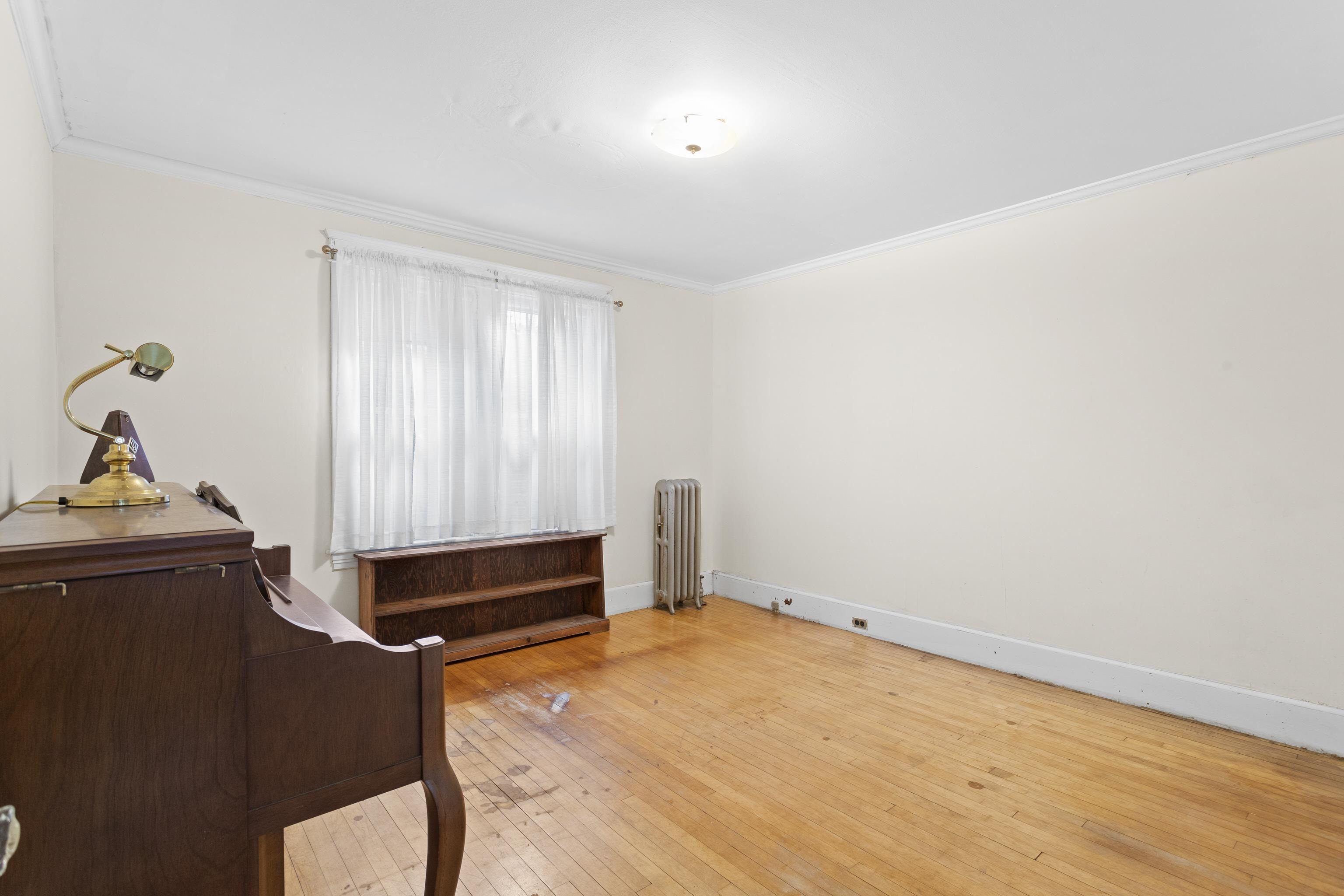 209 Ray Street Manchester, NH 03104 - Photo 16 of 35 Gallery Image 16