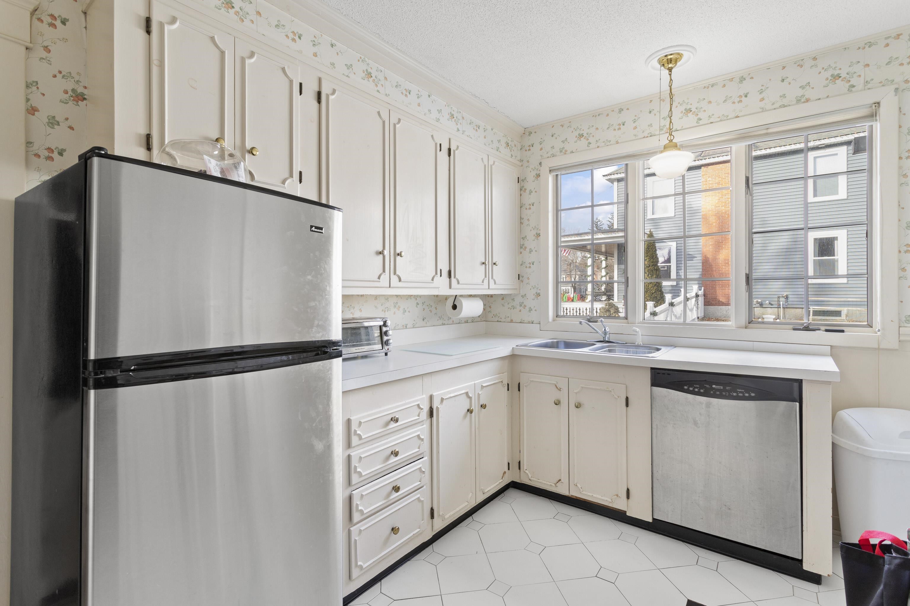 209 Ray Street Manchester, NH 03104 - Photo 22 of 35 Gallery Image 22